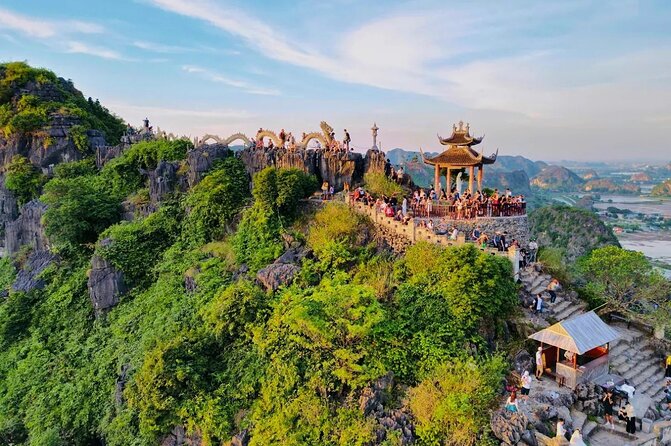 Ninh Binh Tour from Hanoi for 6-9 Pax/tour by DCar Limousine - Hoa Lu: Vietnam’s royal beginnings