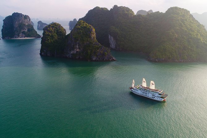 (Official) Signature Halong Cruise - 03 days 02 nights program - Day 1: Boarding, lunch, and your first hours at sea