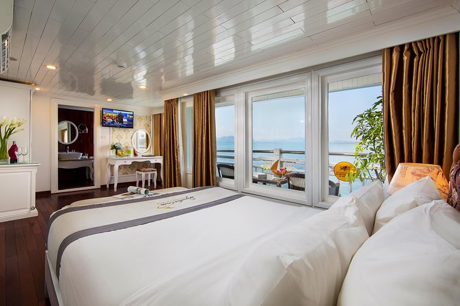 (Official) Signature Royal Cruise - 03 days 02 nights program - What the $348.72 price really covers