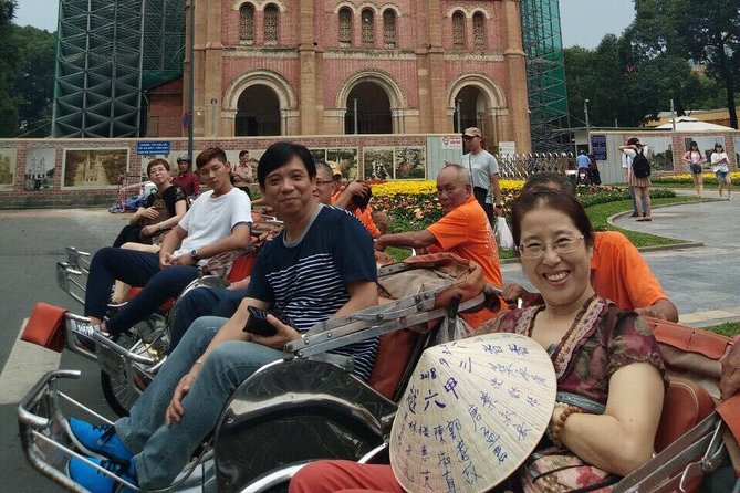 One hour cyclo tour around Saigon - What the private format really means