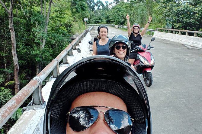 Over Hai Van Pass Loop Tour from Hoi An - My Khe Beach is a quick Da Nang pause