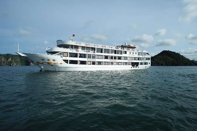 Overnight Halong Bay Cruise on the Starlight - Sung Sot Cave, Halong Bay’s big showpiece