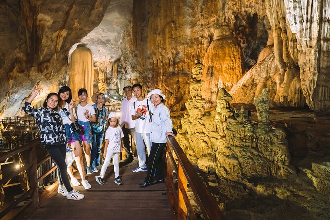 Paradise Cave - Phong Nha Cave 1 day tour in National Park - Paradise Cave: the morning’s grand interior
