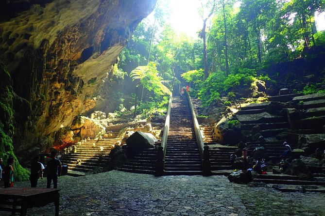 Perfume Pagoda Full-Day Guided Tour from Hanoi - All Inclusive - Thien Tru Pagoda and the first taste of the complex