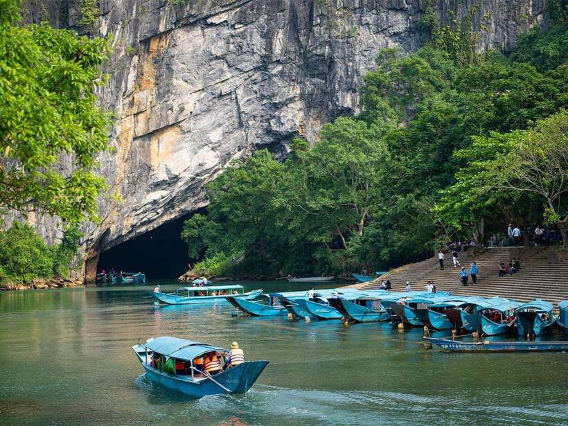 Phong Nha/Dong Hoi: Phong Nha Cave and Paradise Cave Tour - Practical preparation for a rain-or-shine cave day