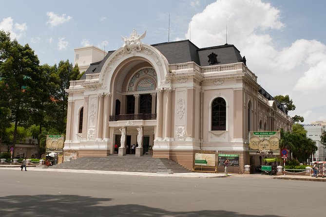 Phu My Shore Excursion: Best of Private Ho Chi Minh City Tour - Lunch, coffee, and the taste of the day