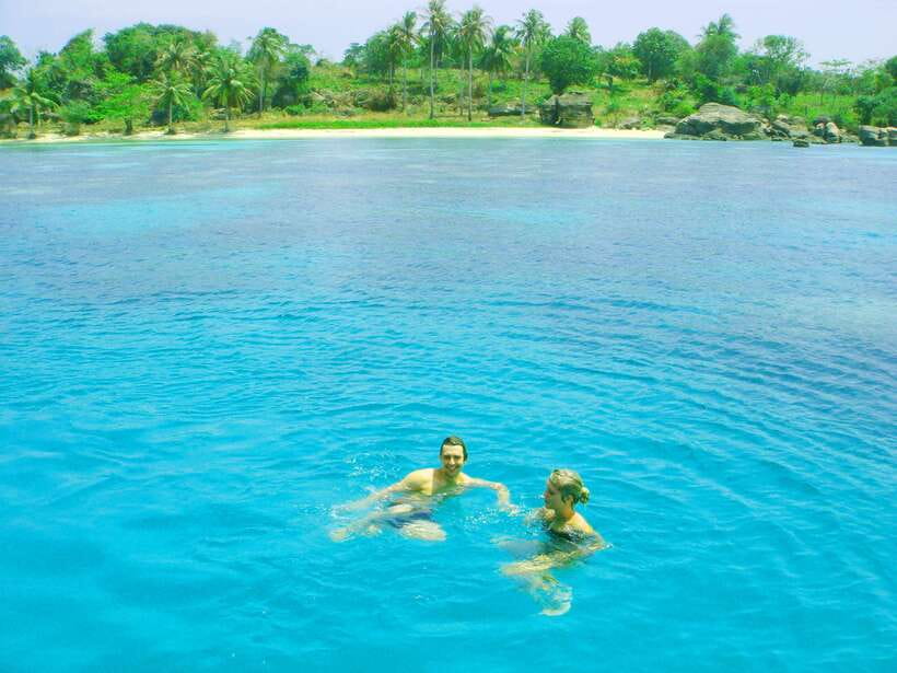 Phu Quoc: 3 Island Tour by Boat with Guide - May Rut Trong: white sand, swimming, and mixed feelings