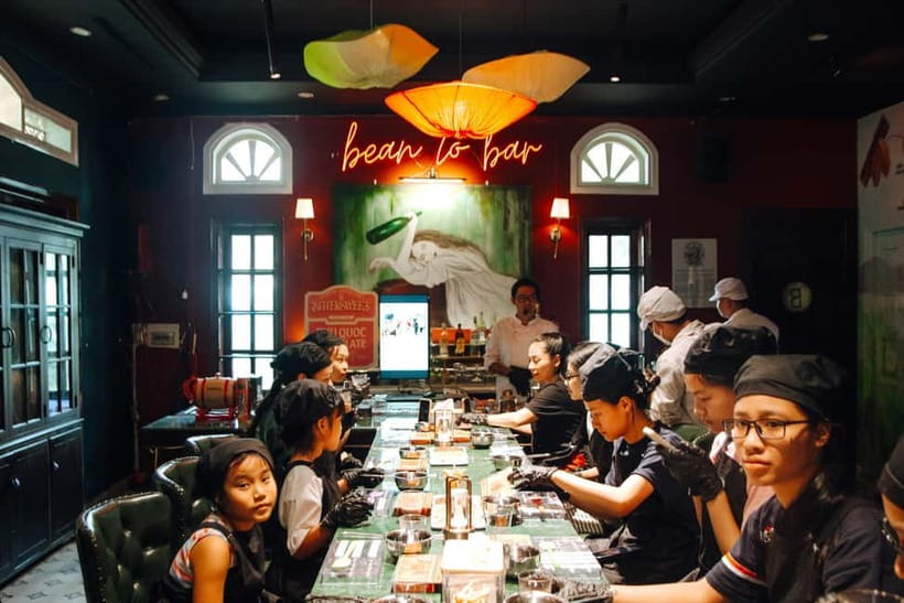 Phu Quoc: Bittersweet Chocolate Factory Tour & Workshop - Guides, group size, and the pace of the visit