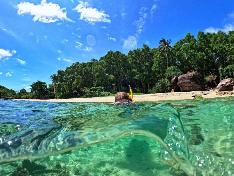 Phu Quoc: Speed Boat Tour 4 Islands - 2 Reefs Snorkeling - Pickup and the run to the harbor