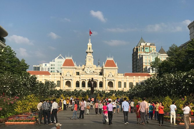 Private Arrival Transfer: Tan Son Nhat Airport to Ho Chi Minh City Hotels - Cancellation, confirmation, and practical booking details