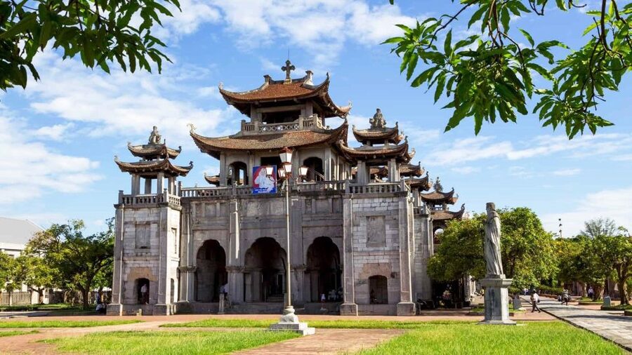 Private Car/Bus Renting Hanoi - Ninh Binh - Halong - Sapa... - Why this northern Vietnam day trip works