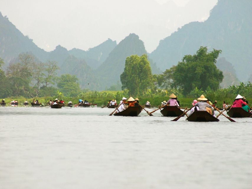 Private Car/Bus Renting Hanoi - Ninh Binh - Halong - Sapa... - Who should book this experience