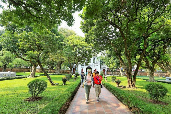 Private Crowd Free Hanoi: Morning Highlights of the City Experience - St. Joseph’s Cathedral and Hanoi’s French imprint