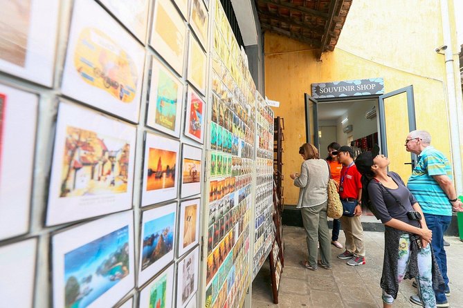 Private Crowd Free Hanoi: Morning Highlights of the City Experience - Guides make the biggest difference