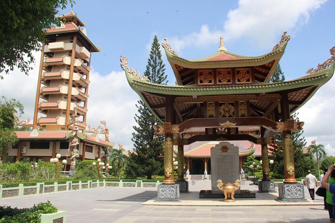 Private Cu Chi - Ben Duoc Tunnels & Liberated Area (Day Trip) - The Ben Duoc Memorial Temple and Vietnamese lunch