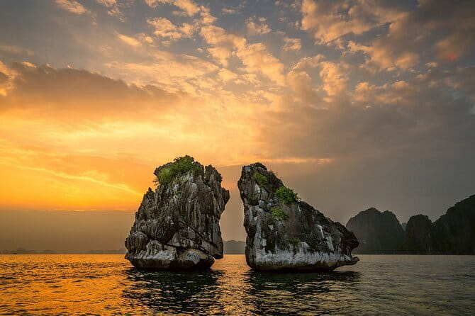 Private Full-Day Tour to Halong Bay from Hanoi - Why a private day trip changes Halong Bay
