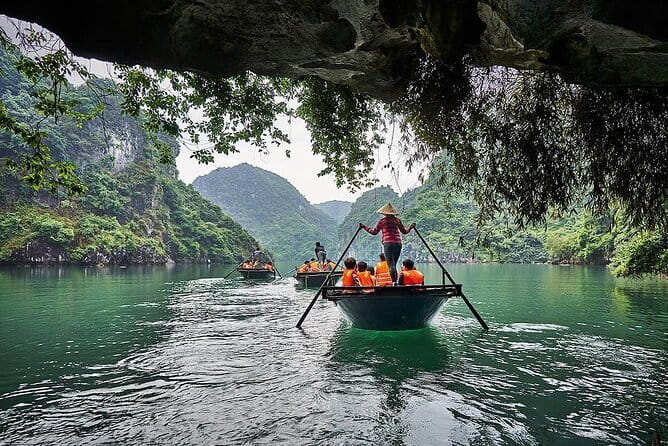 Private Full-Day Tour to Halong Bay from Hanoi - Sung Sot Cave and its enormous chambers