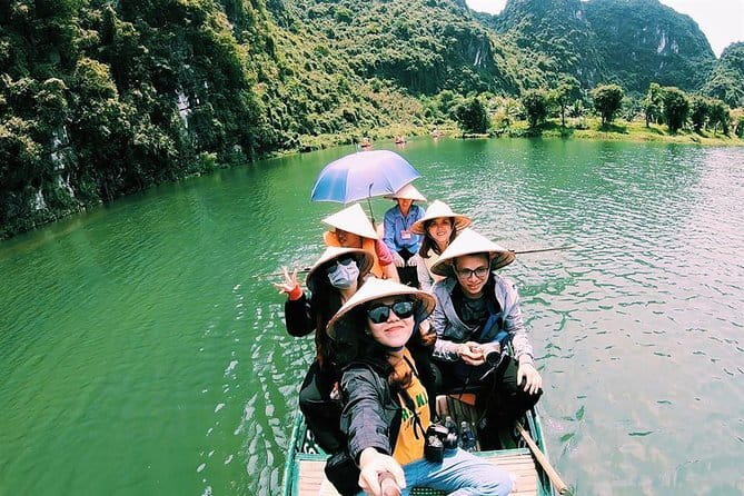 Private Full-Day Tour to Halong Bay from Hanoi - What the $220 price really covers