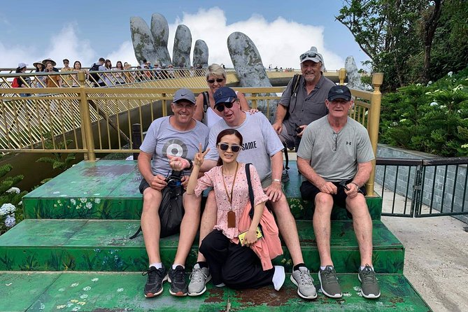 Private guided Sunworld Ba Na Hills & Golden Hands Bridge - Riding the cable car into Ba Na Hills