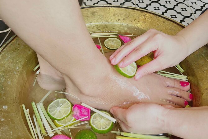 Private Hoi An Rosara Spa with Free Pick up or Drop off - The full-body massage, from feet to head
