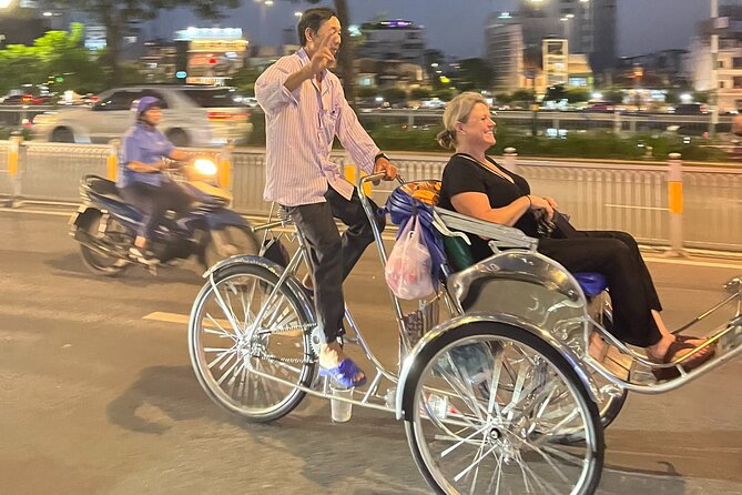 Private Street Food Discovery by Cyclo at Night in Ho Chi Minh - Key points to know before you book