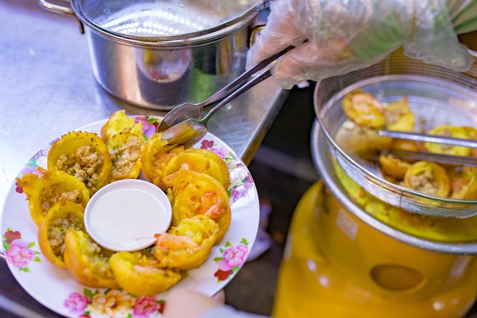 Private Street Food Evening Walking Tour in Ho Chi Minh City - Barbecue seafood streets and local restaurant dishes