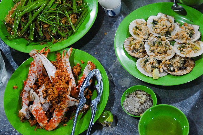 Private Street Food Motorbike Tour in Ho Chi Minh City - District 10 brings flowers and street food