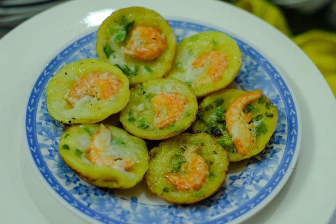 Private Street Food Motorbike Tour in Ho Chi Minh City - A pagoda inside an apartment building