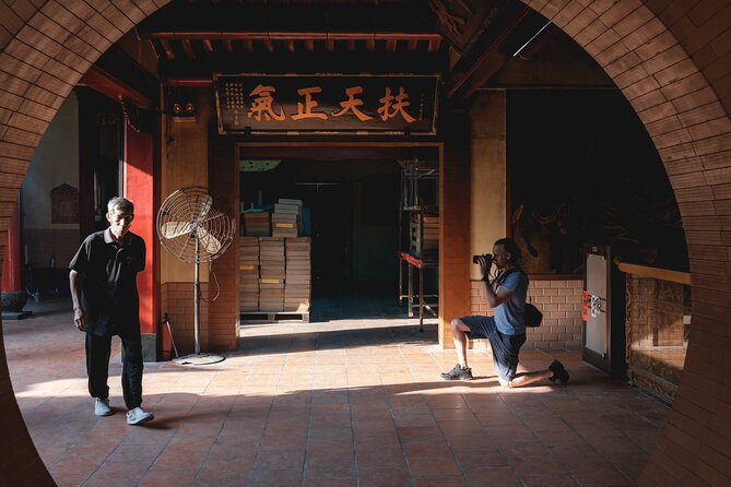 Private Sunrise Photography Tour - Down in Chinatown - Should You Book the Down in Chinatown Tour?