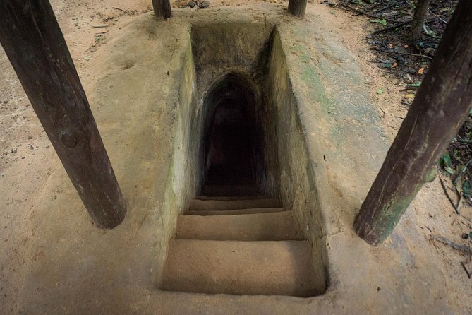 Private Tour to Explore Cu Chi Tunnels and Mekong Delta - Vinh Trang Pagoda and its quiet setting