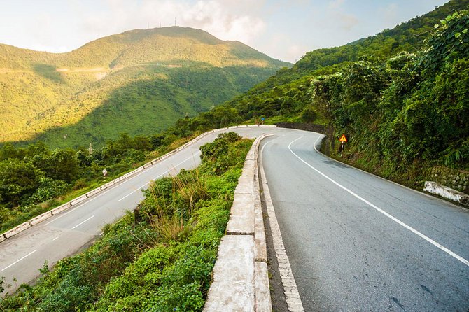 Private transfer from Hue to Hoi An with fabulous stops - Crossing Hai Van Pass between Hue and Da Nang
