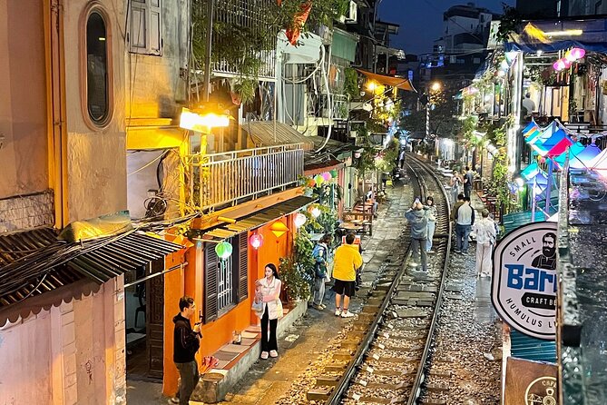 Private Unstoppable Gourmet Gastronomic Tour - Walking, pickup, and the pace of the route