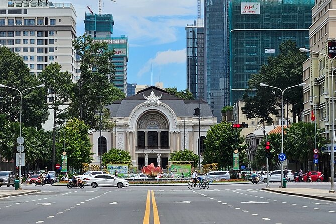 Private Walking Half Day Tour in Ho Chi Minh City - What the private format adds