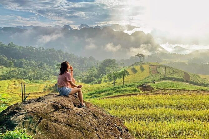 Pu Luong 2 Days Trekking & Village Experience with local Family - Walking through rice fields and village life