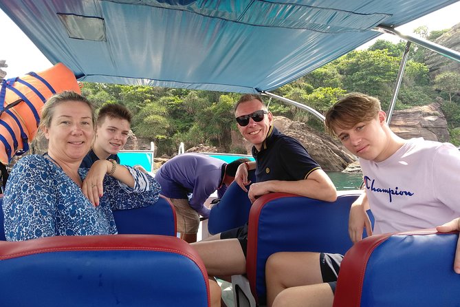 REAL snorkel &island hopping by SPEEDBOAT-EXPLORE CUISINES(MAX12) - Guides, equipment, and group size