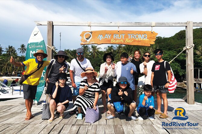 RED RIVER TOUR (Private tour): 4 ISLANDS TOUR BY SPEEDBOAT - May Rut Trong for lunch, swimming, and a slower hour