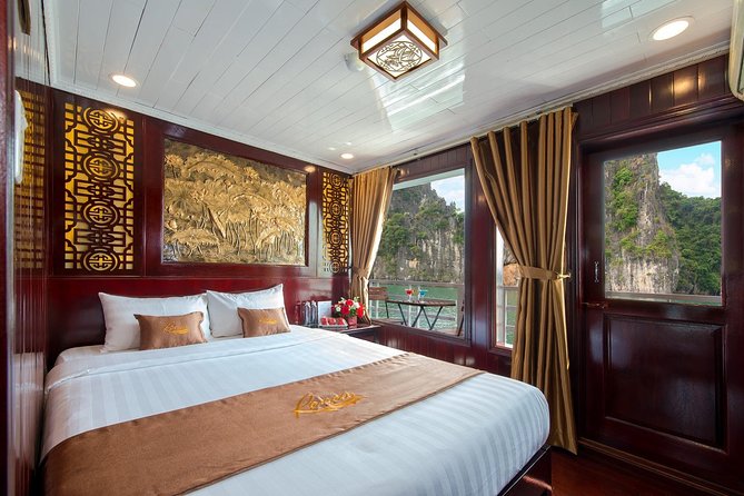 Renea Cruises - BEST Small Boat in Bai Tu Long & Halong Bay - Thien Canh Son Cave and the final onboard activities