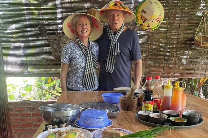 RICE PAPER Noodle Making Experience & Hoi An Cooking Class Class - The coconut forest boat ride and purple-crab activity