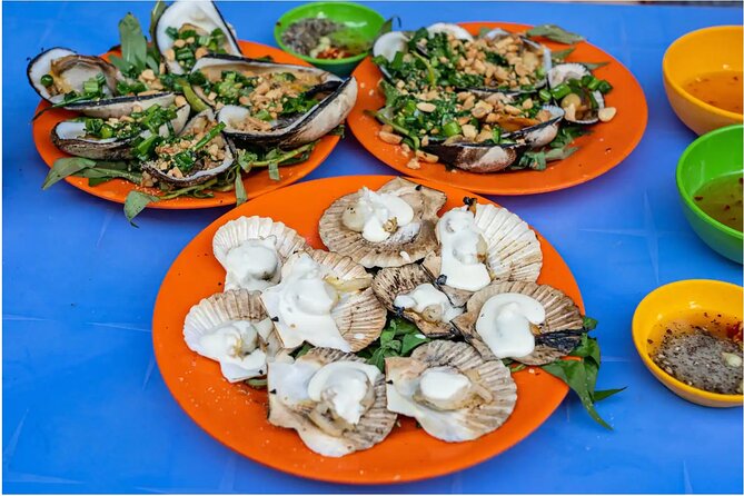 Saigon After Dark With Seafood, Beer & Live Music Bar - Why a motorbike is the right way to see Saigon after dark