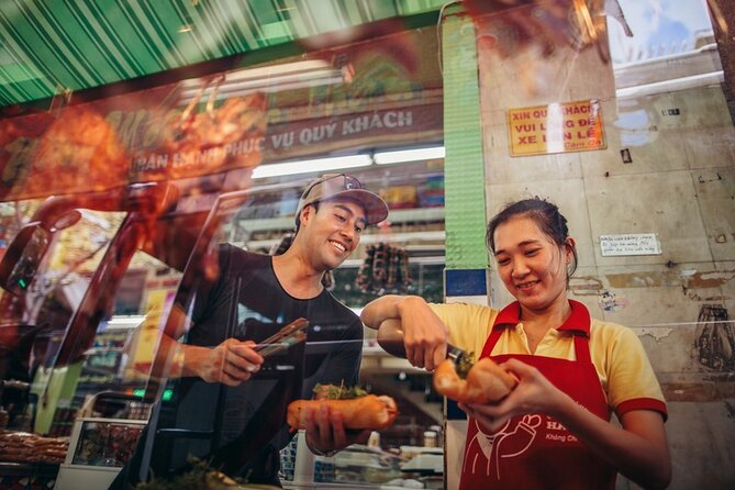 Saigon Night Bites on Foot: Local Vendors, Stories & Sweet Finish - Chinese-Vietnamese roots at Chùa Bà Thiên Hậu
