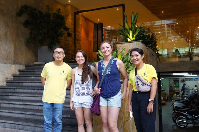 Saigon Night Street Food and City Tour on Scooter - A 5:30 pm start in the heart of Saigon