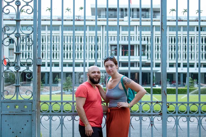 Saigon Unseen: Culture, Coffee, Hidden Spots Motorbike Adventure - Flower stalls and street food in District 10