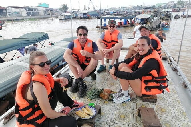 Saigon US Army Jeep Tours: History, Culture & Street Food - Jade Emperor Pagoda and the city’s spiritual side