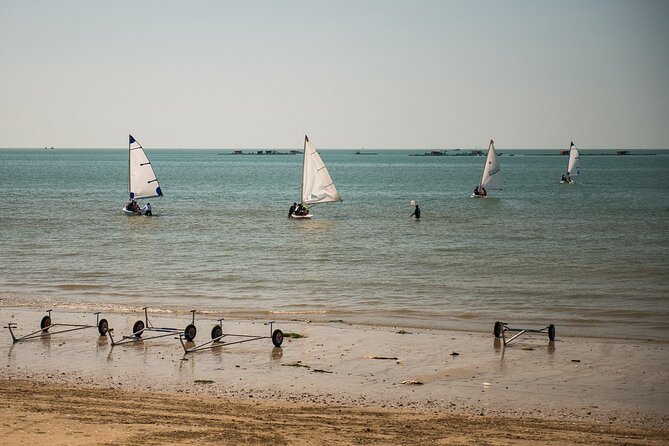 Sailing lessons - Who will enjoy this most?