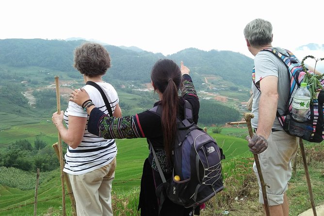Sapa : 2-Day Trek & Heartwarming Homestay with an Ethnic Family - Lunch on the trail and cooking with a family