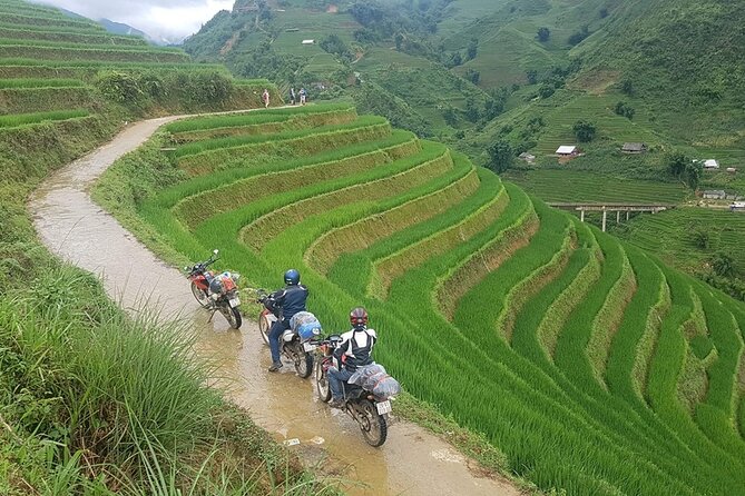 Sapa 2 Days 1 Night with Host Family (Free Motorbike) - Lunch, Sapa market, and the return bus