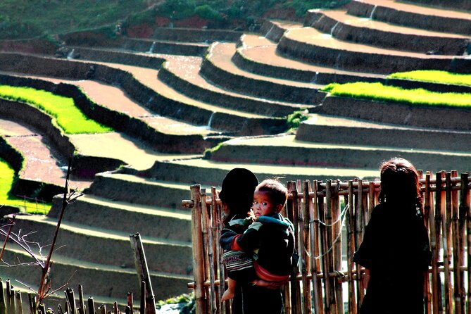 Sapa 2 Days 1 Night with Host Family (Free Motorbike) - O Quy Ho Heaven Gate and the high road