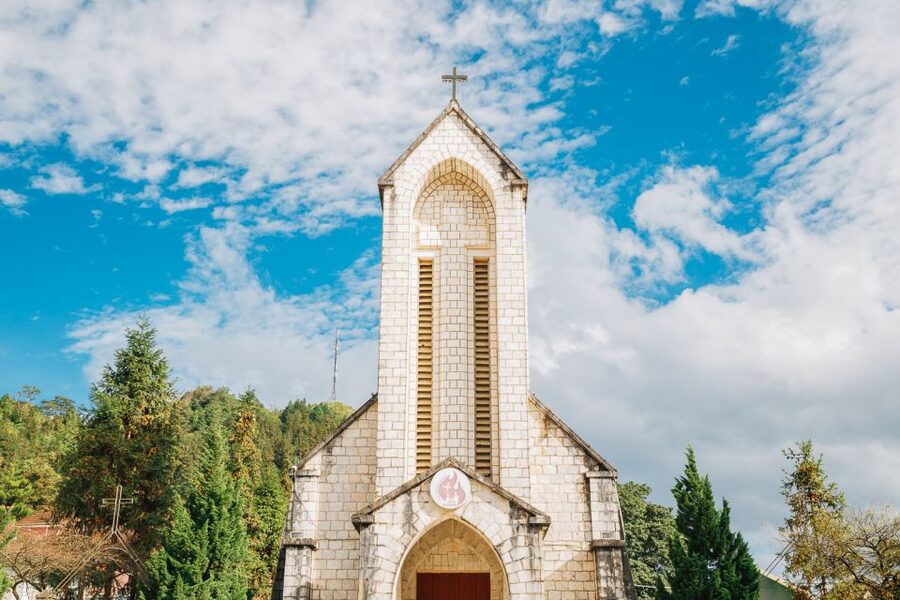 Sapa: 3-Day, 3-Night Trek and Hotel with Overnight Train - Ta Van homestay with the Dzay community