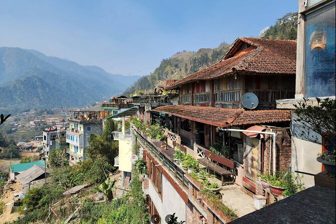 Sapa: Fansipan Cable, Cat Cat Village, Moana Instagram Tour - Moana Sapa: easy photos above the town