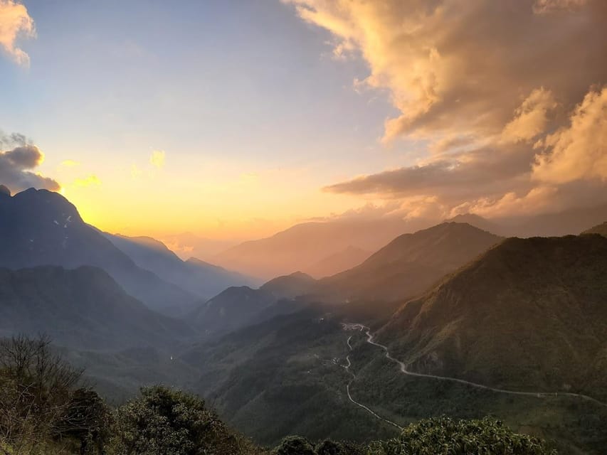 Sapa: Private Highlights Day Tour with Lunch - Ta Van gives lunch and village time a human scale